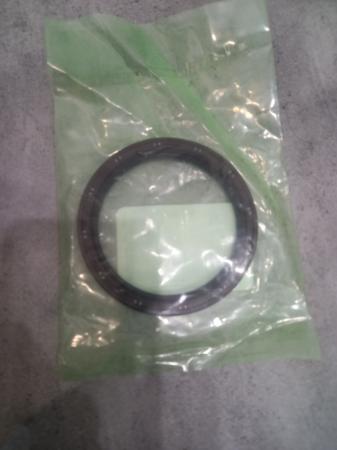 PHỤ TÙNG CHEVROLET CHÍNH HÃNG PHỚT ĐUÔI TRỤC CƠ LANOS 96376569
