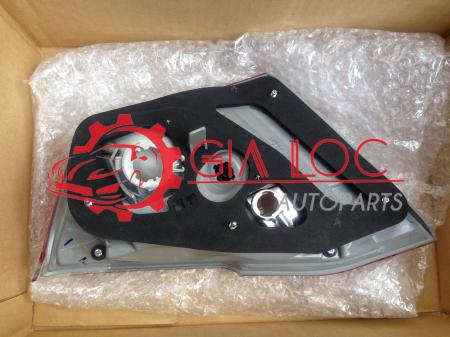 ĐÈN HẬU MIẾNG TRONG PHẢI TOYOTA CAMRY 2013-  Gia Lộc Autoparts