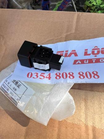 CÔNG TẮC CẢNH BÁO XIN NHAN NISSAN SUNNY 2020 SỐ TỰ ĐỘNG