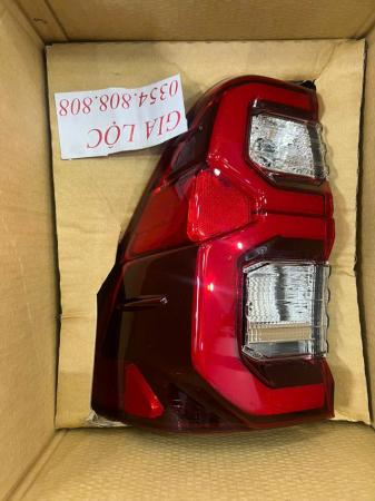 ĐÈN HẬU TOYOTA HILUX FULL LED CHÍNH HÃNG 2023 2024 2025