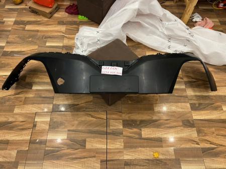 BA ĐỜ XỐC TRƯỚC TRÊN  VINFAST VF5 CHÍNH HÃNG