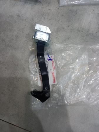 HẠN CHẾ CÁNH CỬA TOYOTA ZACE 2001-2007 GIÁ RẺ  686300D020 GIÁ RẺ