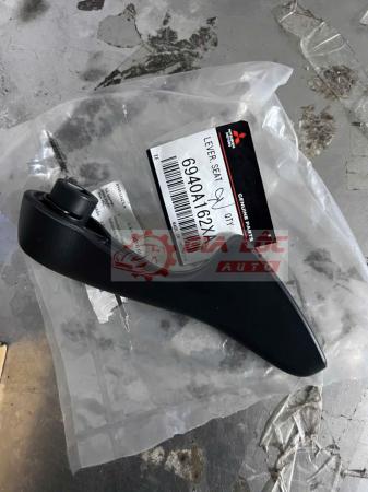 CẦN ĐIỀU KHIỂN GHẾ MITSUBISHI XPANDER 6940A162XA HÀNG XỊN