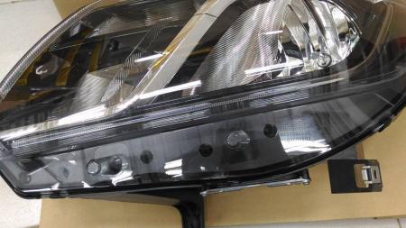 ĐÈN PHA CHEVROLET COLORADO  CHÍNH HÃNG GIÁ RẺ