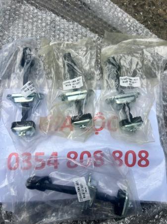 GIỚI HẠN CÁNH CỬA SAU TRÁI HONDA CRV 2006 2007 2008 2009 2010 2011 GIÁ RẺ