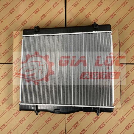 KÉT NƯỚC TOYOTA HIACE SỐ SÀN MÁY DẦU 2 VÒI 2004 2005 2006 2007 2008 2009 2010 2011 2012