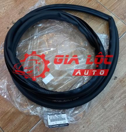 GIOĂNG KHUNG CỬA TRƯỚC PHẢI FORD ESCAPE -E11272761A