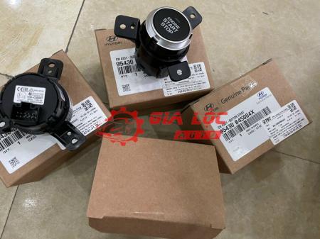 CÔNG TẮC ĐỀ HYUNDAI I10 HÃNG HÃNG GIÁ RẺ 95430B45004X